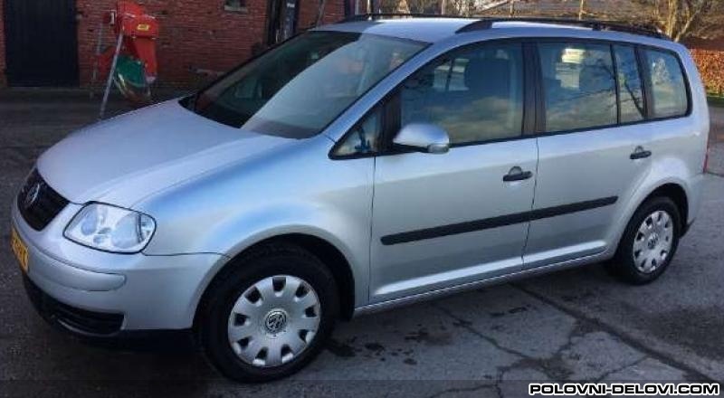 Volkswagen  Touran  Kompletan Auto U Delovima