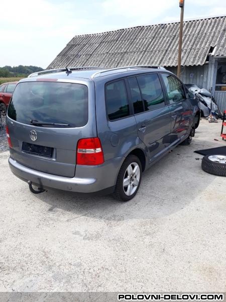 Volkswagen  Touran  Kompletan Auto U Delovima