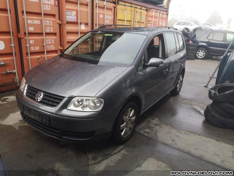 Volkswagen  Touran  Kompletan Auto U Delovima