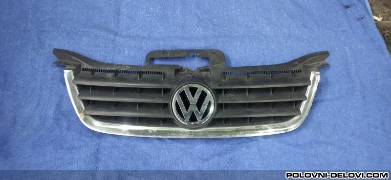 Volkswagen  Touran Maska Sa Znakom Karoserija