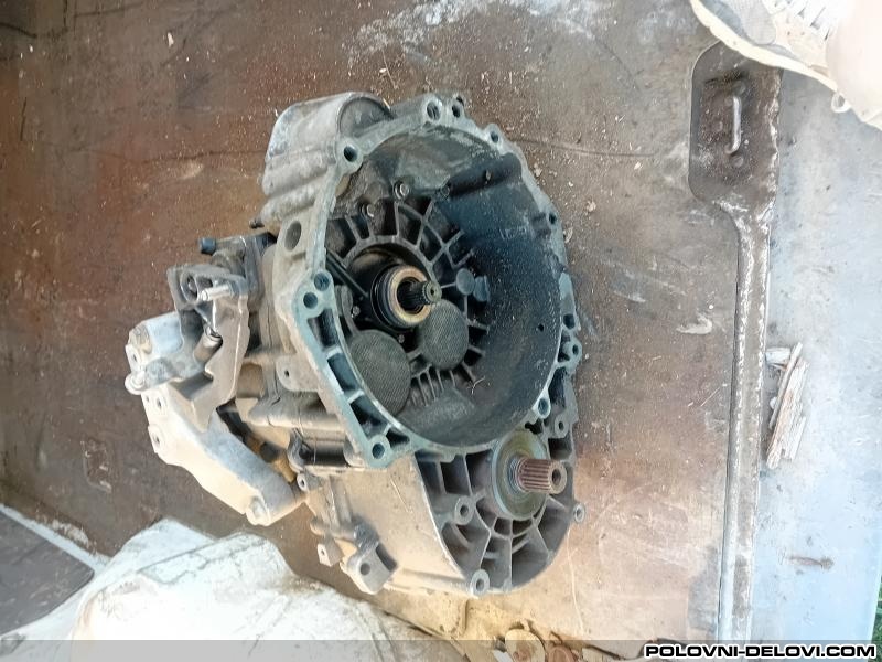 Volkswagen  Touran  Menjac I Delovi Menjaca