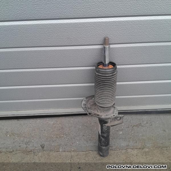 Volkswagen  Touran  Prednji Amortizer 3Q0 413 031 BN