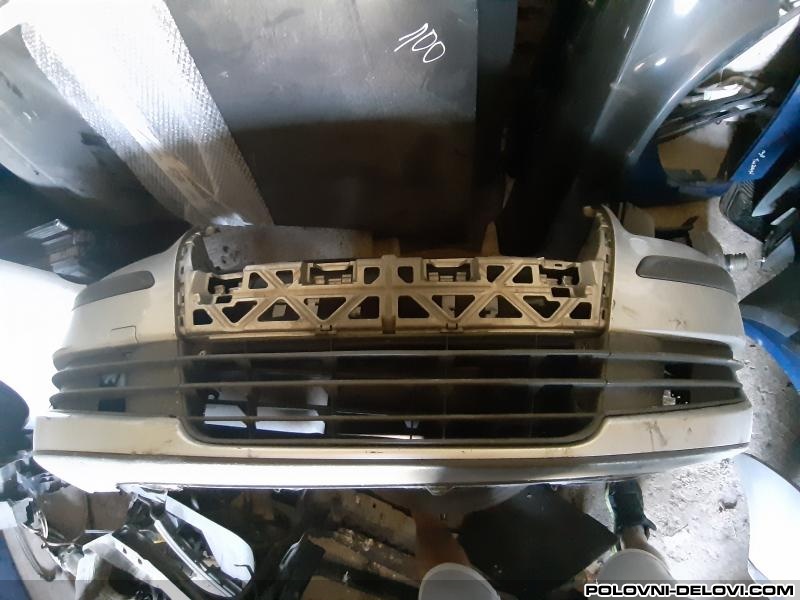 Volkswagen  Touran Prednji Branik Karoserija