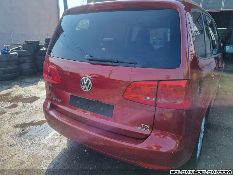 Volkswagen  Touran  Svetla I Signalizacija