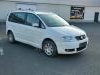 Volkswagen  Touran Tdi   Svetla I Signalizacija