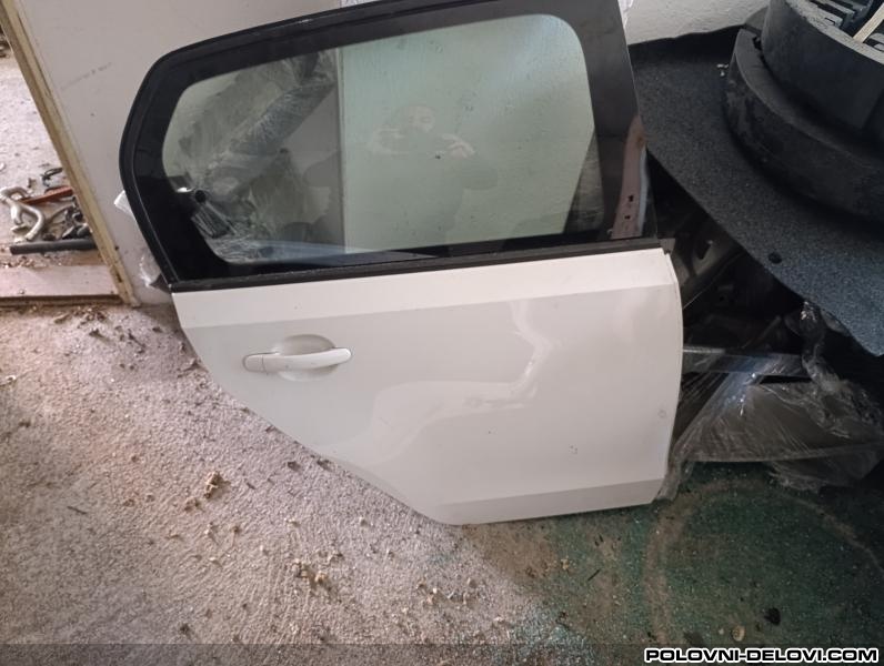 Volkswagen  Up Benzin Karoserija