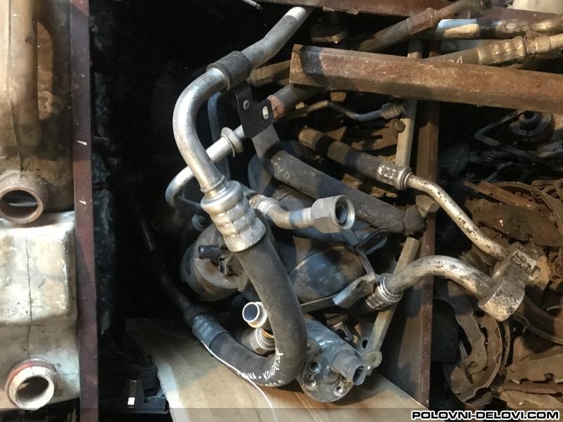 Volvo  440  Kompletan Auto U Delovima