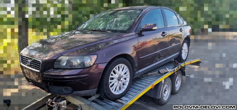Volvo  S40 2.0 D 100kw Kompletan Auto U Delovima