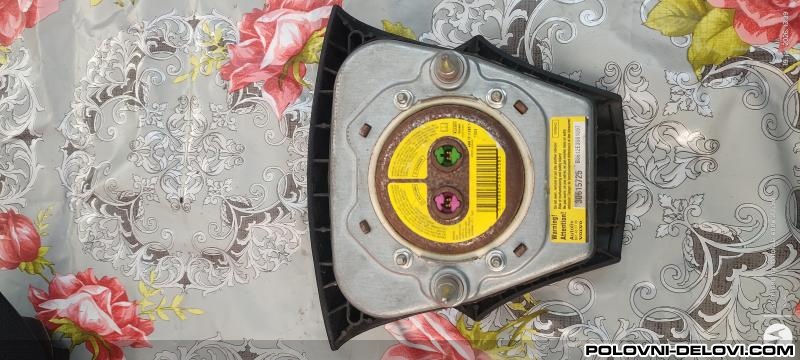 Volvo  S40  Enterijer