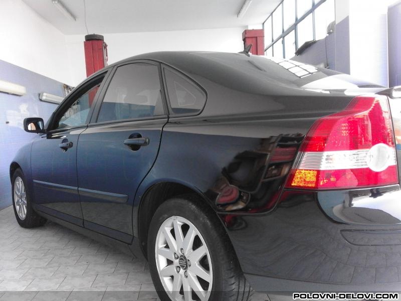 Volvo  S40  Kompletan Auto U Delovima