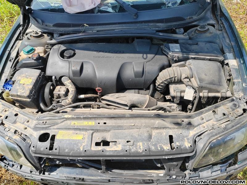 Volvo  S60 2.4d Kompletan Auto U Delovima
