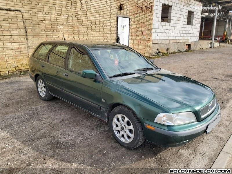 Volvo  V40  Kompletan Auto U Delovima