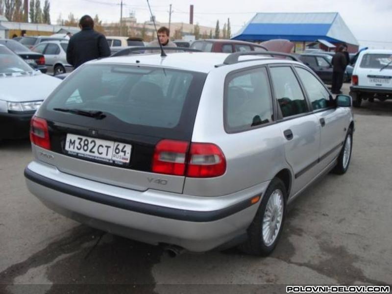 Volvo  V40  Kompletan Auto U Delovima