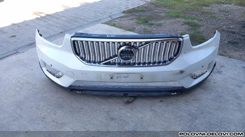 Volvo  V40 XC40  Karoserija
