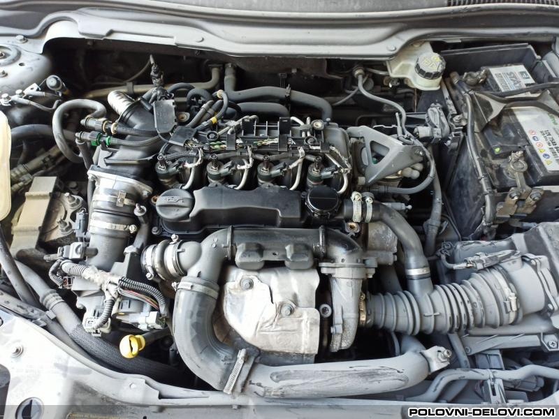 Volvo  V50 1.6D Motor I Delovi Motora