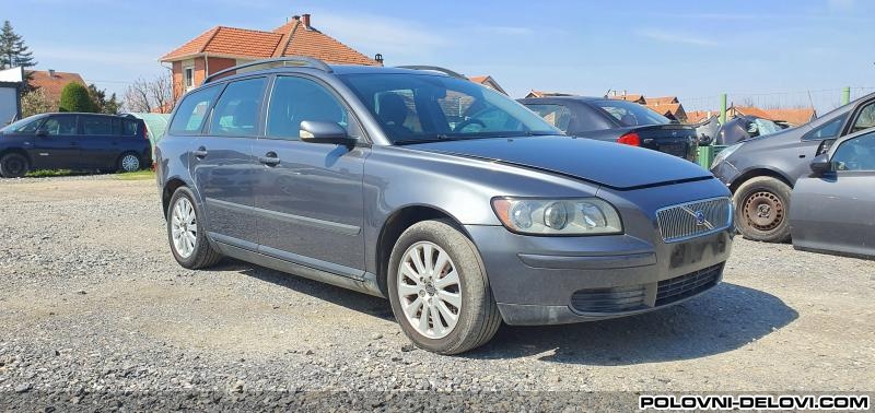 Volvo  V50 2.0 D 100kw 136ks Kompletan Auto U Delovima