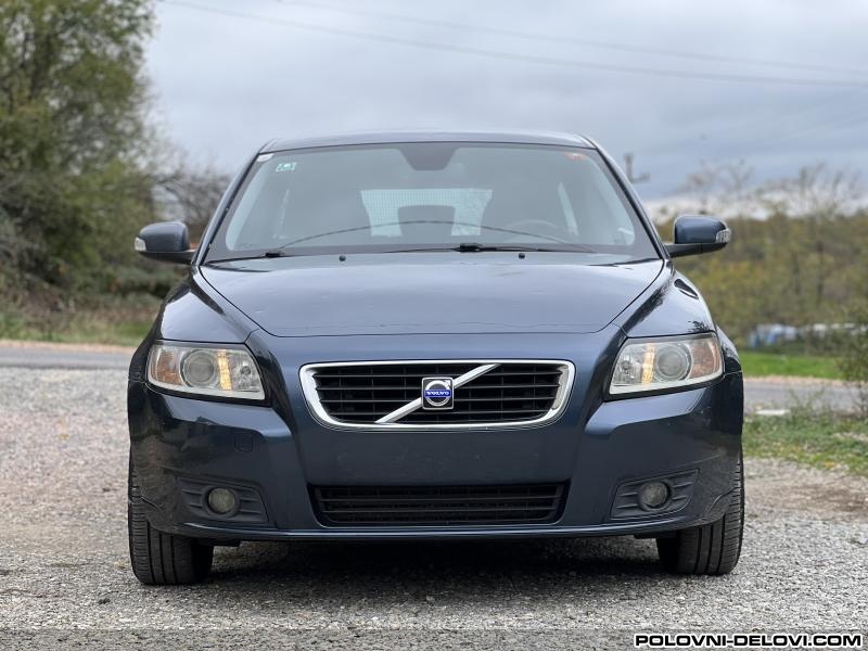 Volvo  V50 Branik Prednji Karoserija