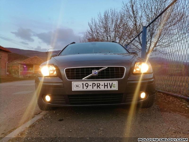 Volvo  V50  Karoserija