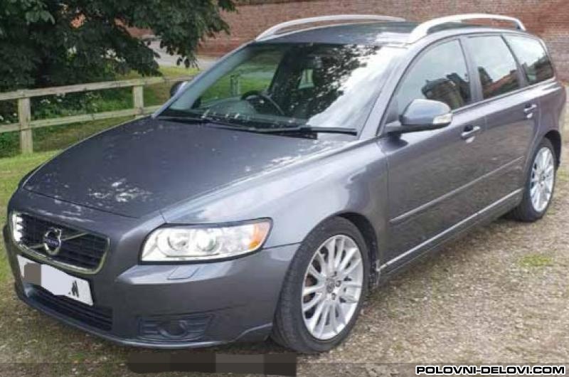 Volvo  V50  Kompletan Auto U Delovima
