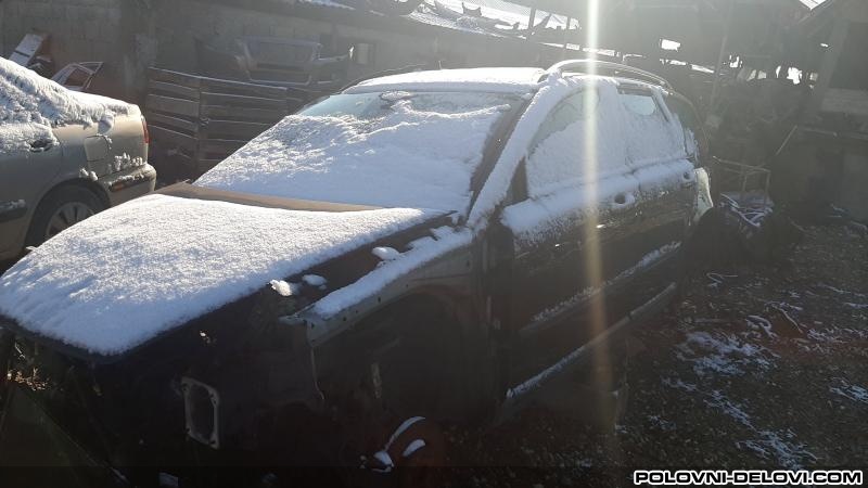 Volvo  V50 S40 S60 V70 C30 Kompletan Auto U Delovima
