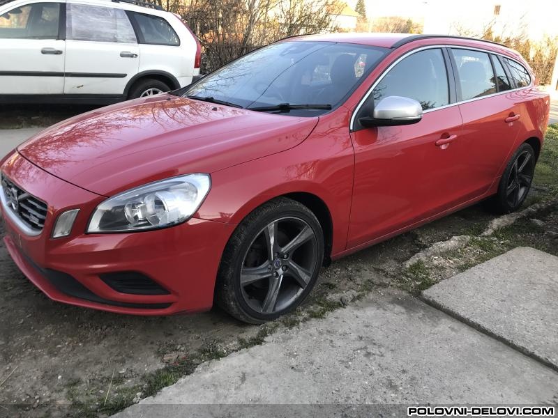 Volvo  V60 D2 Kompletan Auto U Delovima