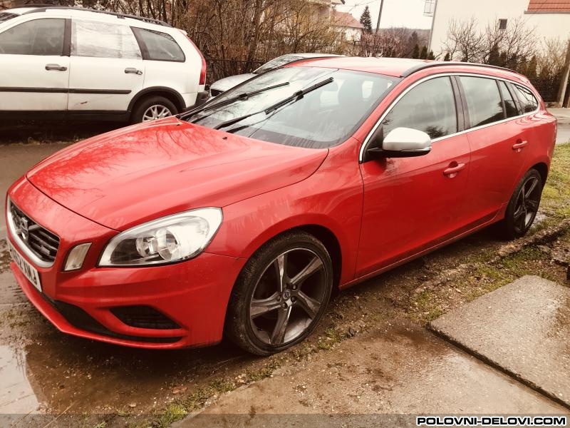 Volvo  V60  Kompletan Auto U Delovima