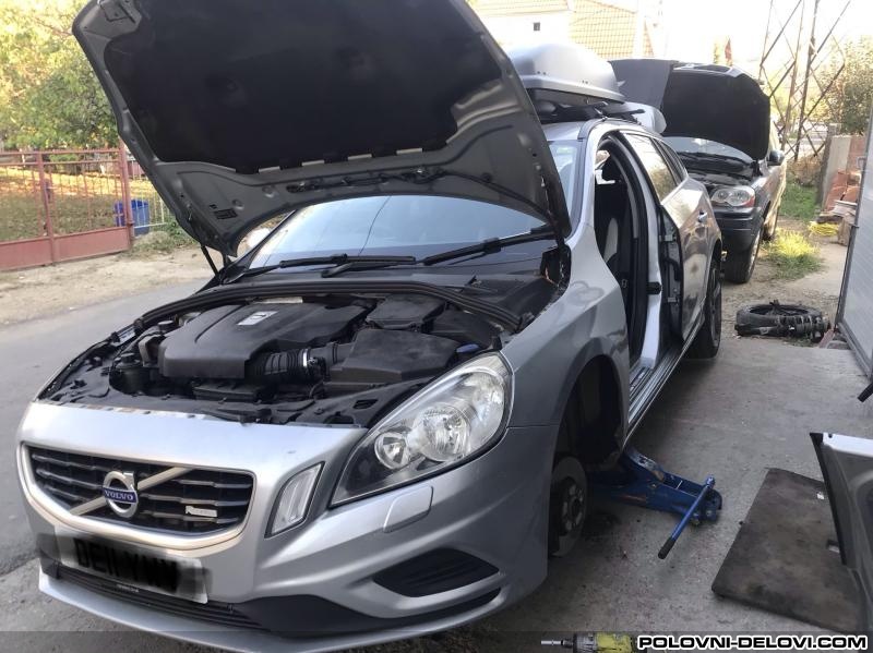 Volvo  V60  Kompletan Auto U Delovima