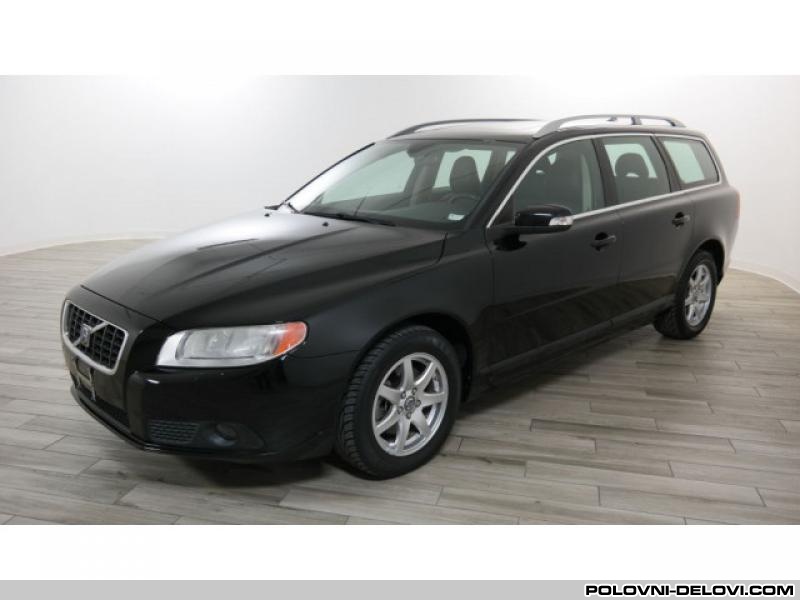 Volvo  V70 2.0 Benzin Kompletan Auto U Delovima