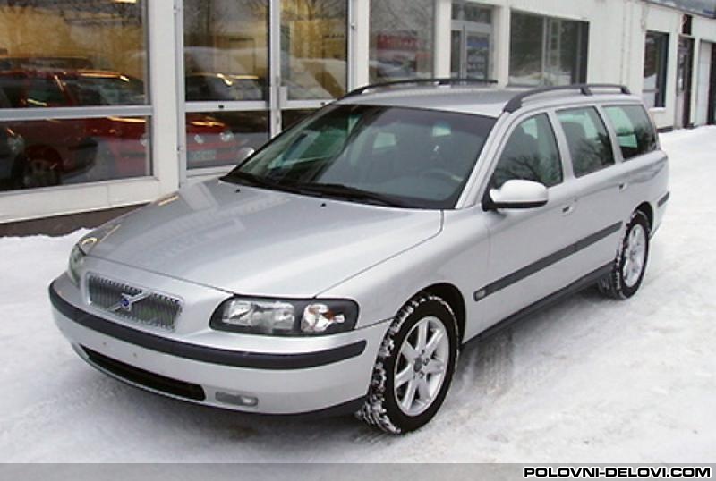 Volvo  V70 D5 Kompletan Auto U Delovima