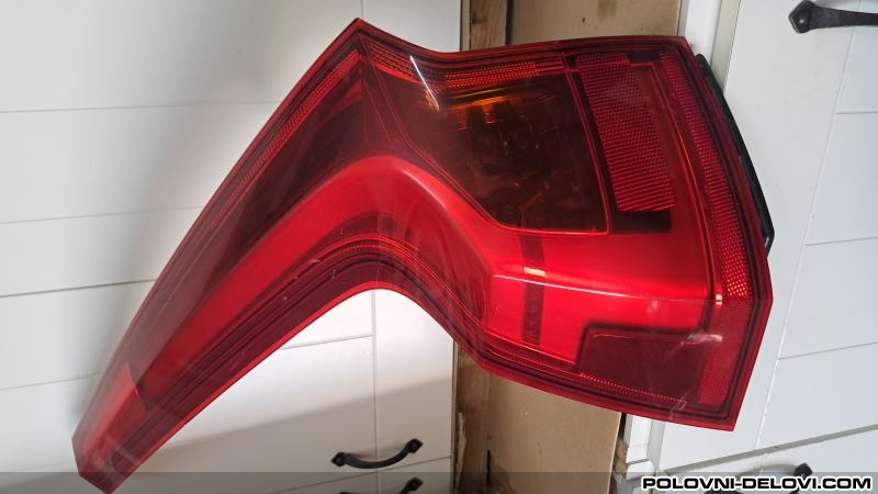 Volvo  V90 Volvo V90 Svetla I Signalizacija