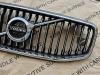 Volvo  XC60 17-21 Maska  Karoserija