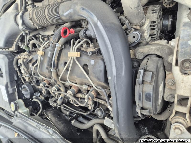 Volvo  XC60 2.4D5  Kompletan Auto U Delovima