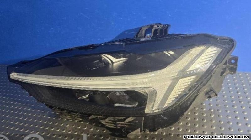 Volvo  XC60 L Full Led Svetla I Signalizacija