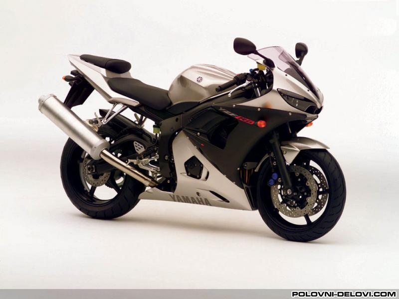 Yamaha YZF R6	 Kompletan motor u delovima