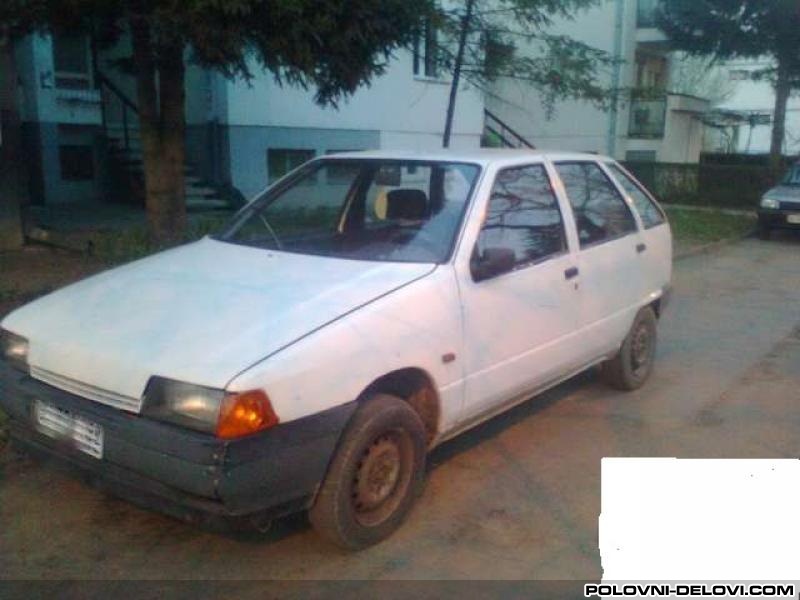 Yugo  Florida 1.3 Benzin Kompletan Auto U Delovima