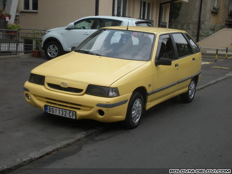 Yugo  Florida In 1.6 Kompletan Auto U Delovima