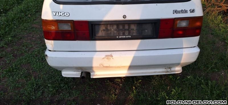 Yugo  Florida  Kompletan Auto U Delovima