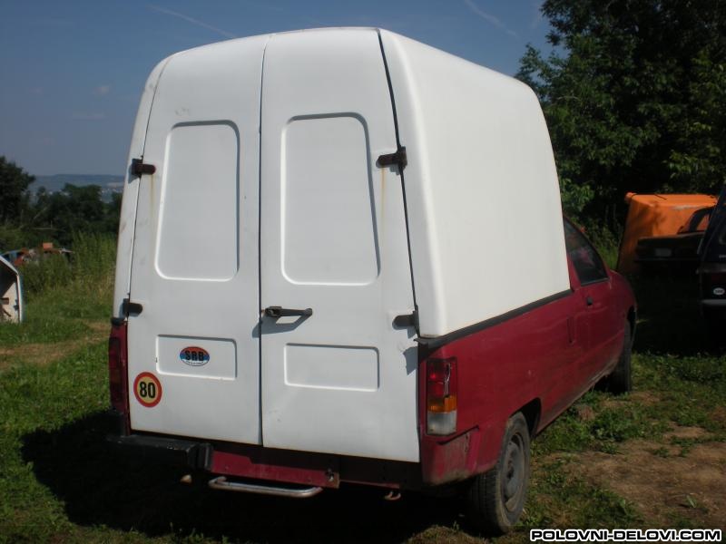 Yugo  Florida PICK-UP Kompletan Auto U Delovima