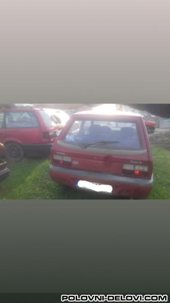 Yugo  Koral In  Kompletan Auto U Delovima