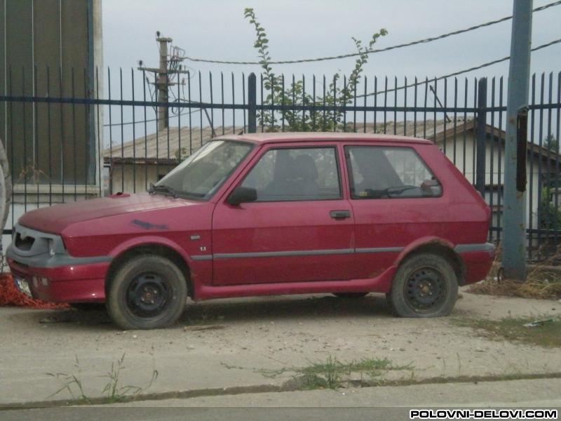 Yugo  Koral In U Delovima Kompletan Auto U Delovima