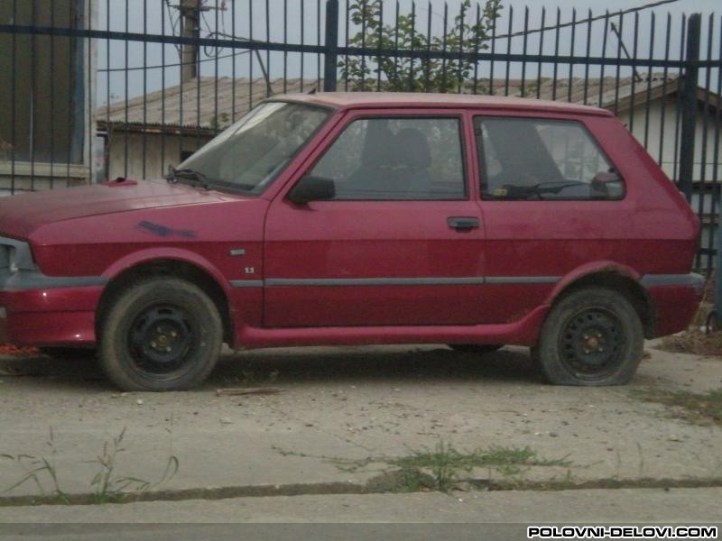 Yugo  Koral In U Delovima Kompletan Auto U Delovima