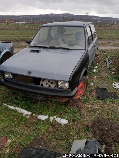 Yugo  Koral  Kompletan Auto U Delovima