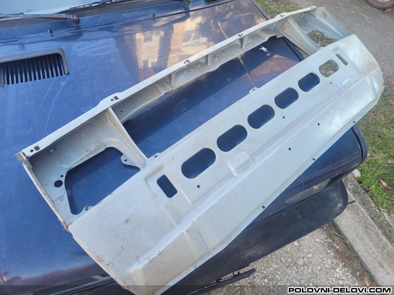 Yugo  Koral Vezni Lim NOVO Karoserija