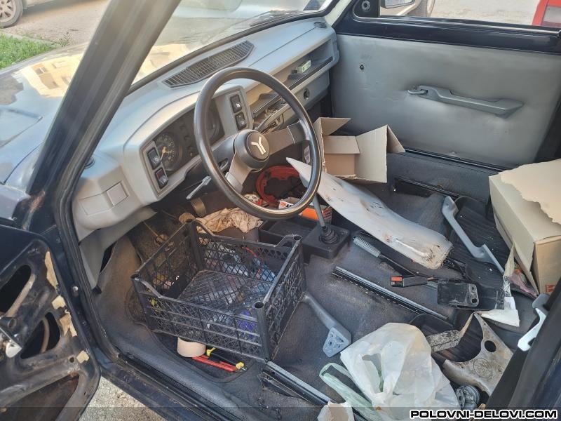 Zastava  101 Skala 55 1.1 Ccm Enterijer
