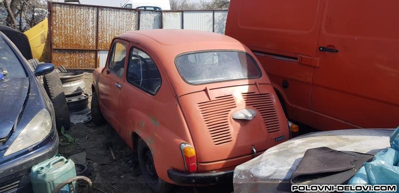 Zastava  750  Kompletan Auto U Delovima