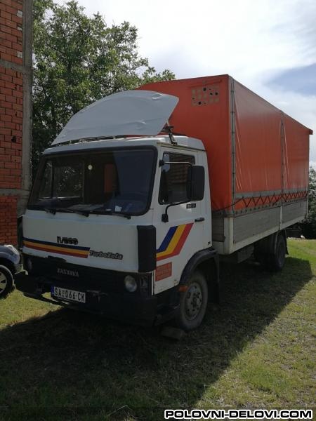 Zastava 83.12/650/640/50.8 Kompletan Auto U Delovima